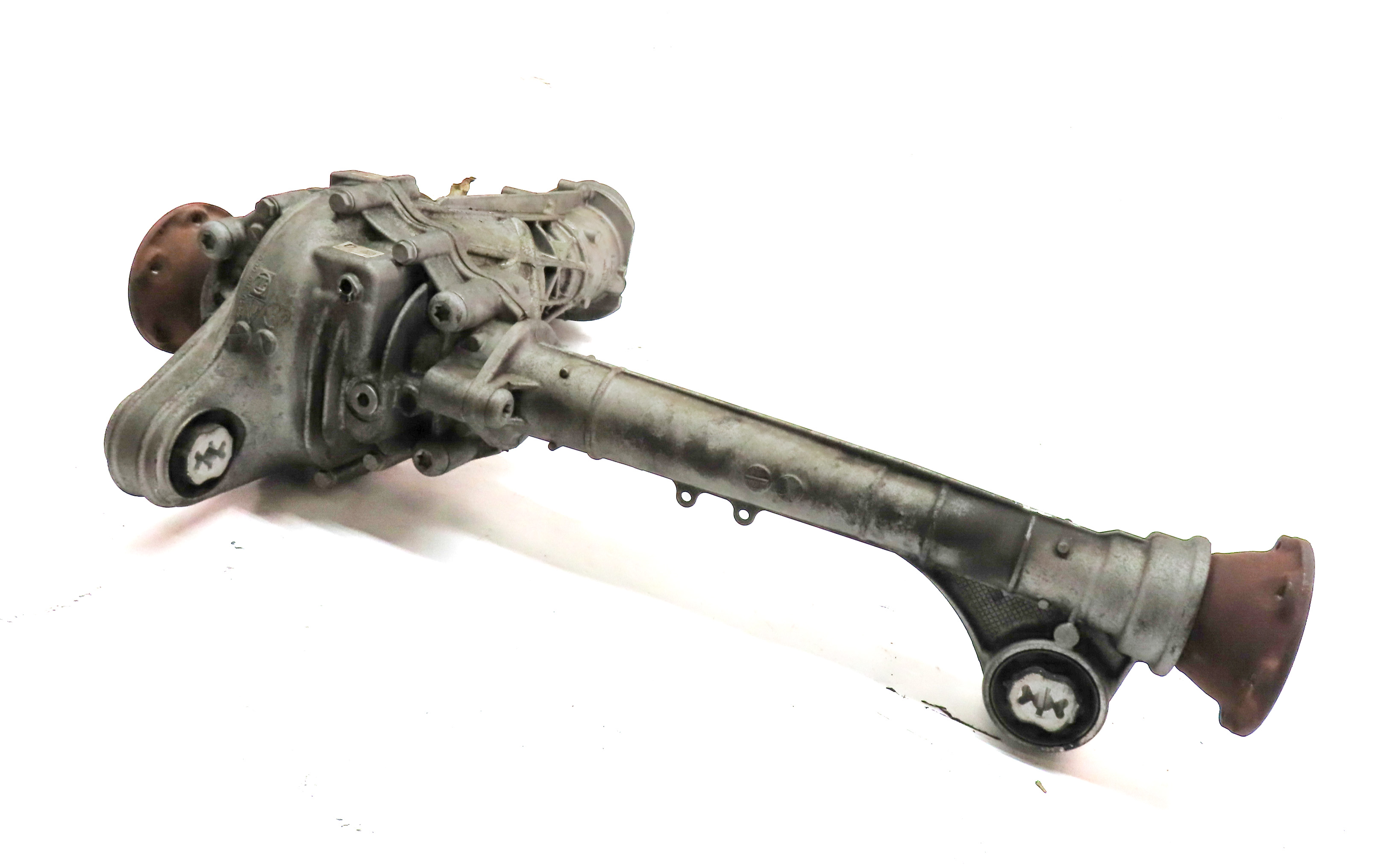 11-17 VW TOUAREG AUDI Q7 (4L) 3.0L 3.6L FRONT DIFFERENTIAL GEAR CARRIER (AGT) — exact item pictured